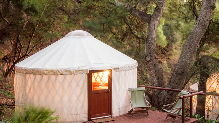 white-lotus-yoga-yurt