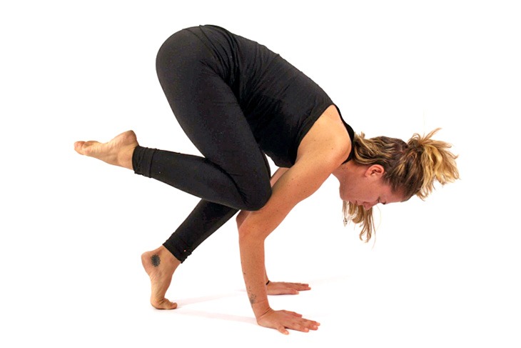 A Complete List of Yoga Arm Balances - YOGA PRACTICE