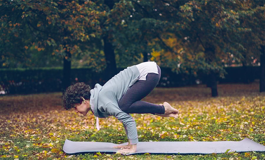 arm balance featured crow pose
