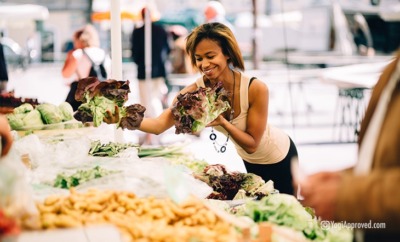 shopping in season benefits