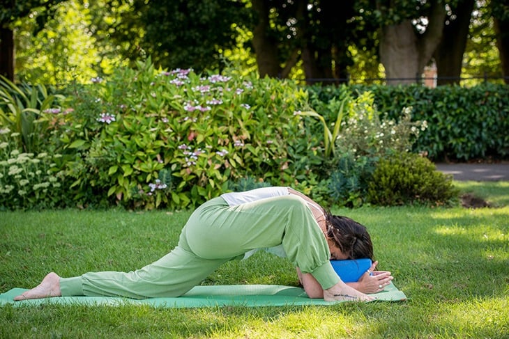 Yin Yoga Sequence for Deep Relaxation - the remote yogi