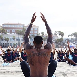 lebron-james-yoga