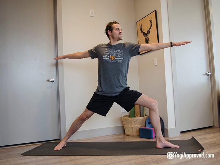 The 10 Best Yoga Poses for Men - DoYou