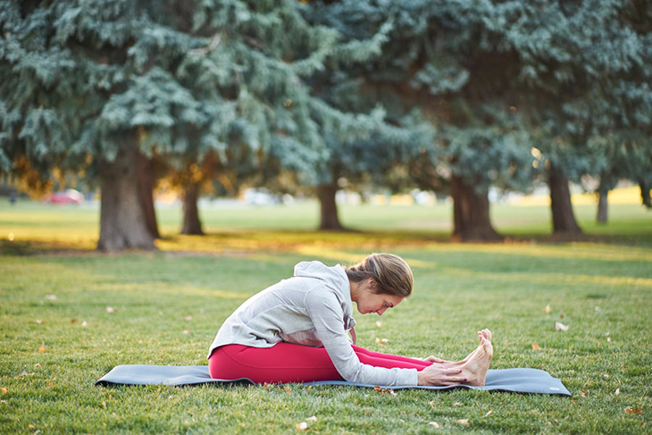 seated-forward-bend