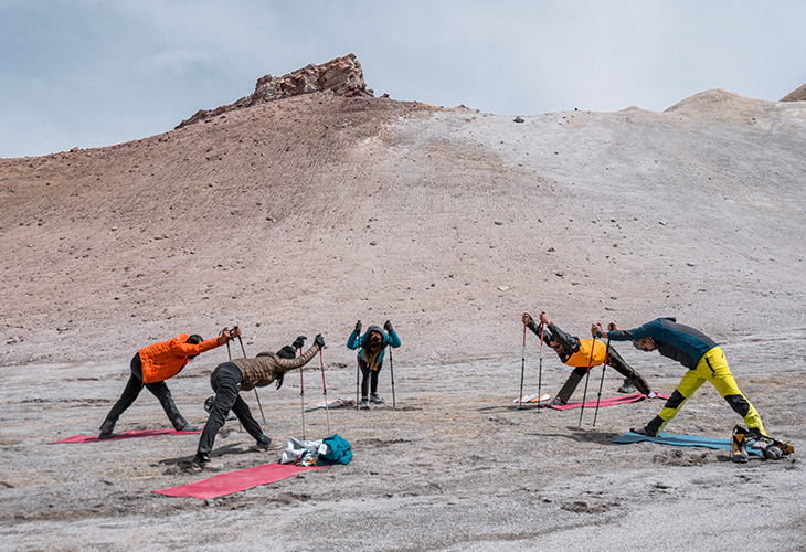 Yoga Chachani Mountain 8